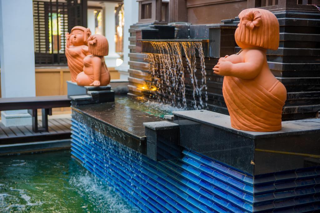 Huernnana Boutique Hotel Phrae Exterior photo